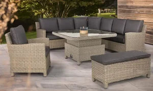 How does the Palma SQ adjustable table work?