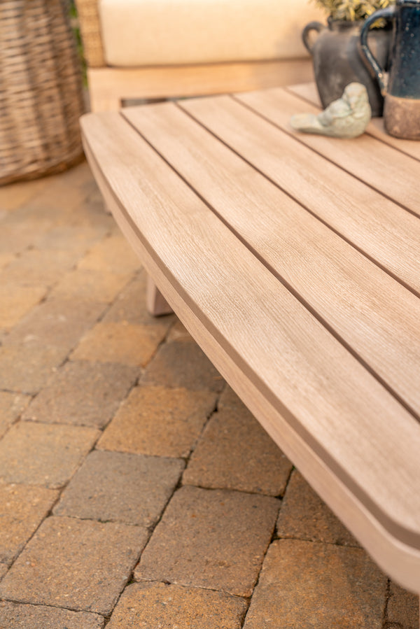 Avora 4 Seat Wicker Lounge Set