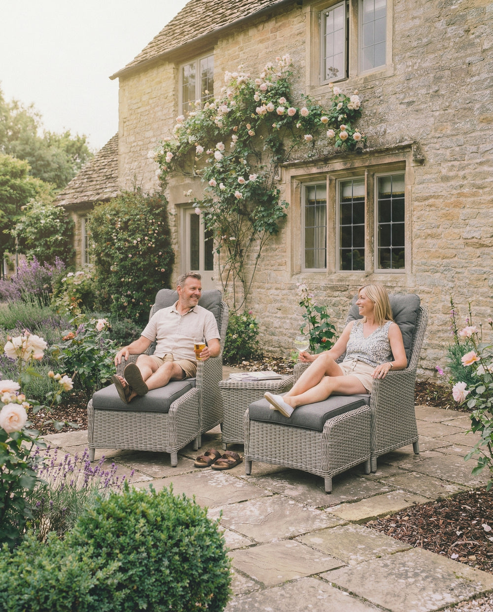 Foxley Companion Set with Side Table and Footstools