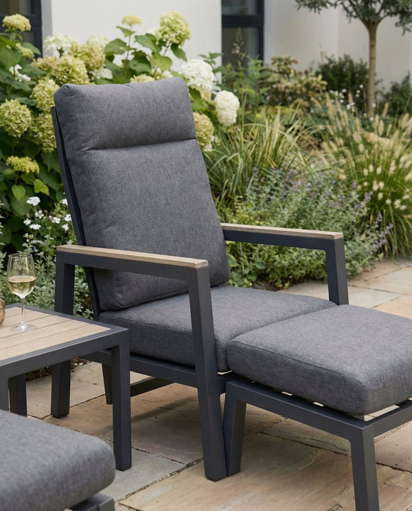 Tudor Companion Set with 2 Reclining Chairs & Stools