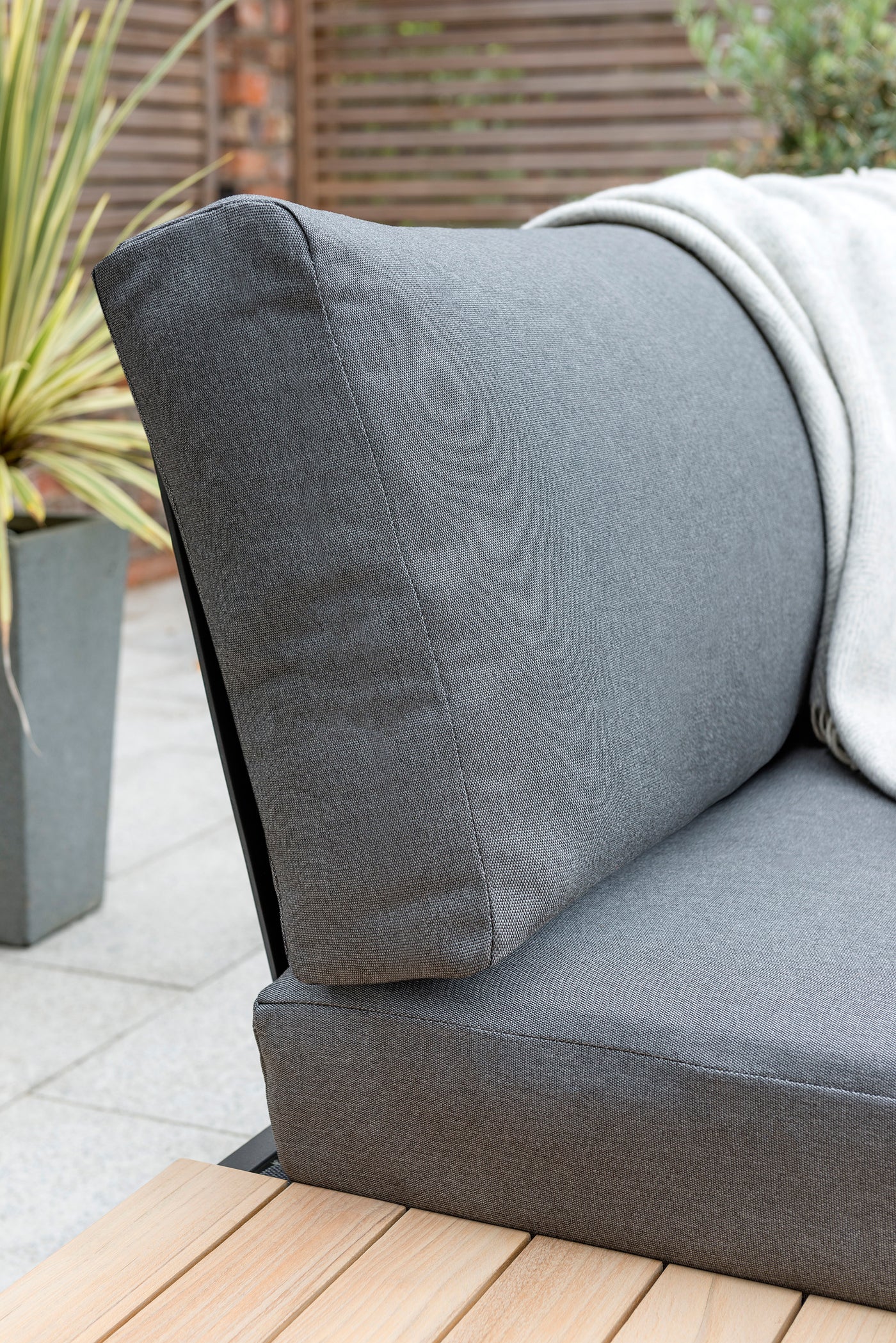 Elba Low Lounge Corner Set with Square Firepit