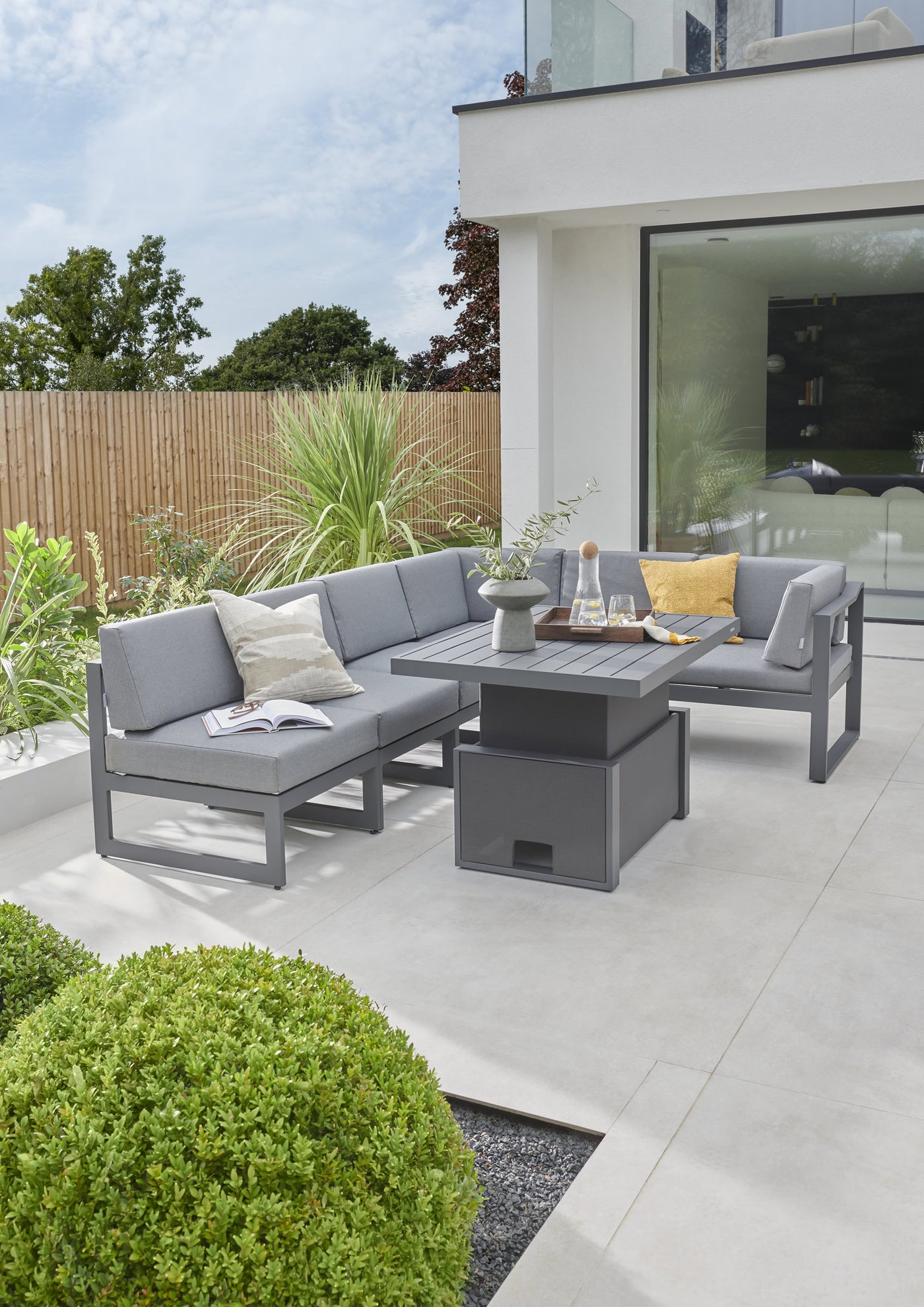 Versa Corner Lounge Set