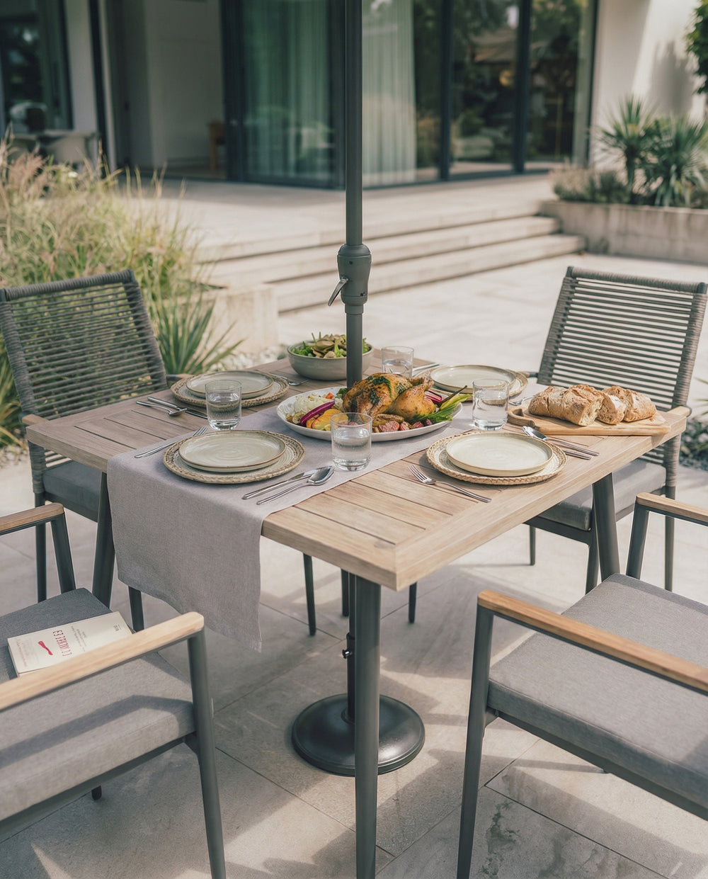 Merano Aluminium 4 Seat Dining Set With a Parasol & Base