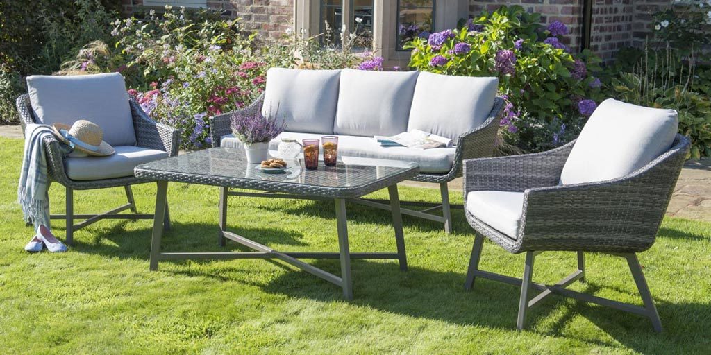 Garden Furniture Ers Guide Indoors, How To Waterproof Painted Wood Furniture For Outdoors Uk
