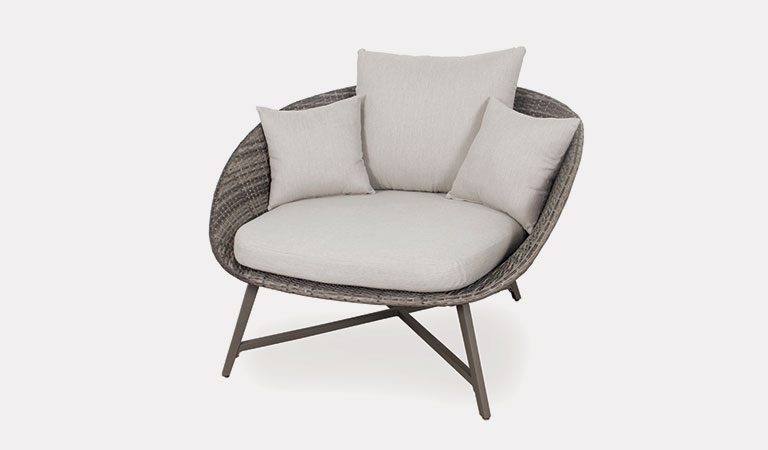 The LaMode Comfort Chair from the LaMode Kettler garden furniture range on a grey background.