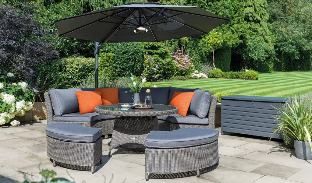 Palma Round casual dining set in sunny garden setting